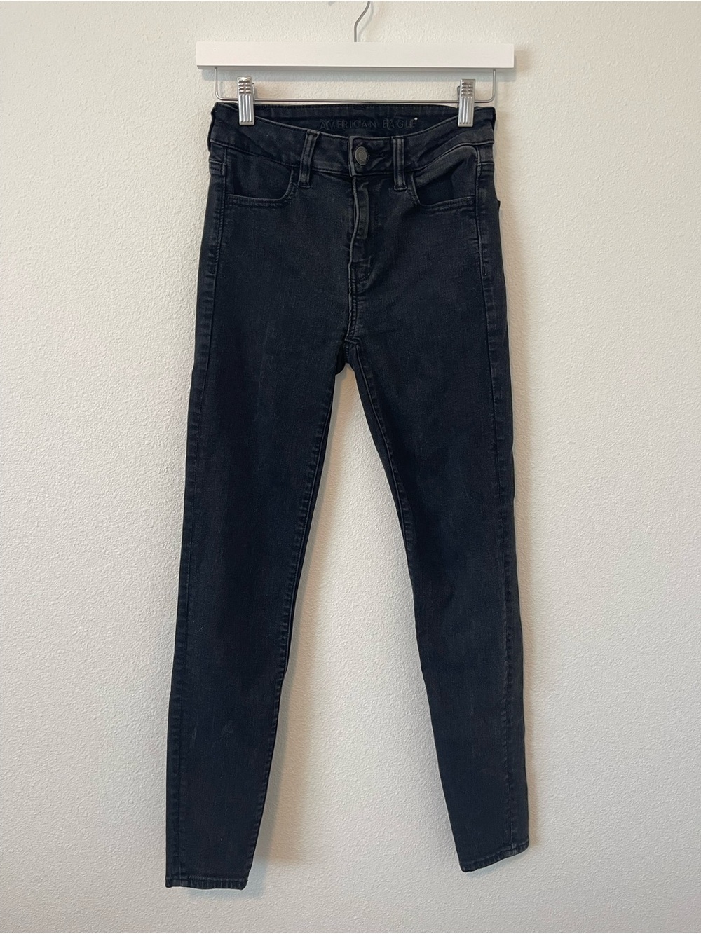American Eagle Outfitters Black High-Rise Skinny Jeans